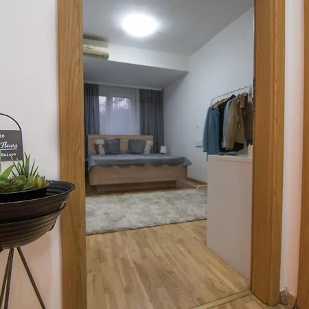 M Place Apartament